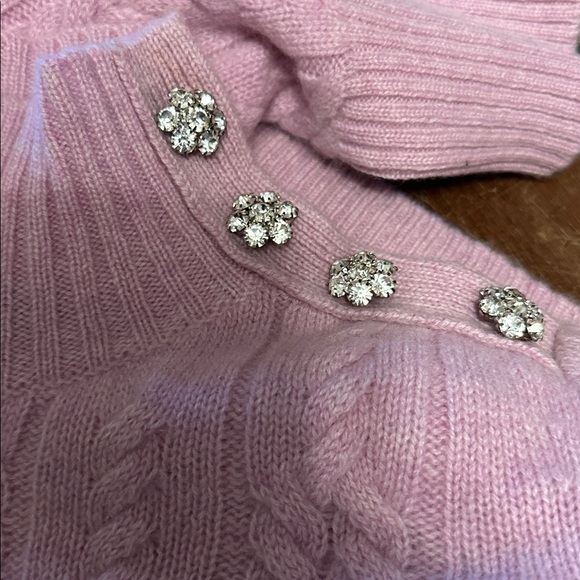 Cashmere Charter Club Luxury Crewneck Sweater (9) - Picture 5 of 9